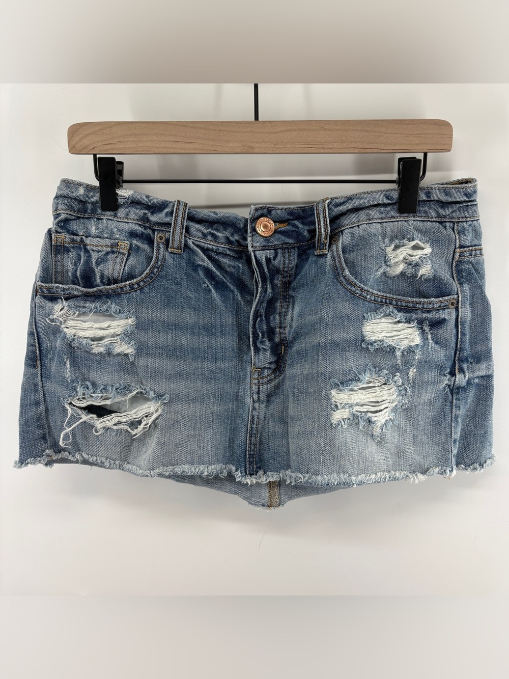 American Eagle Y2K Vintage Denim Distressed Mini Skirt